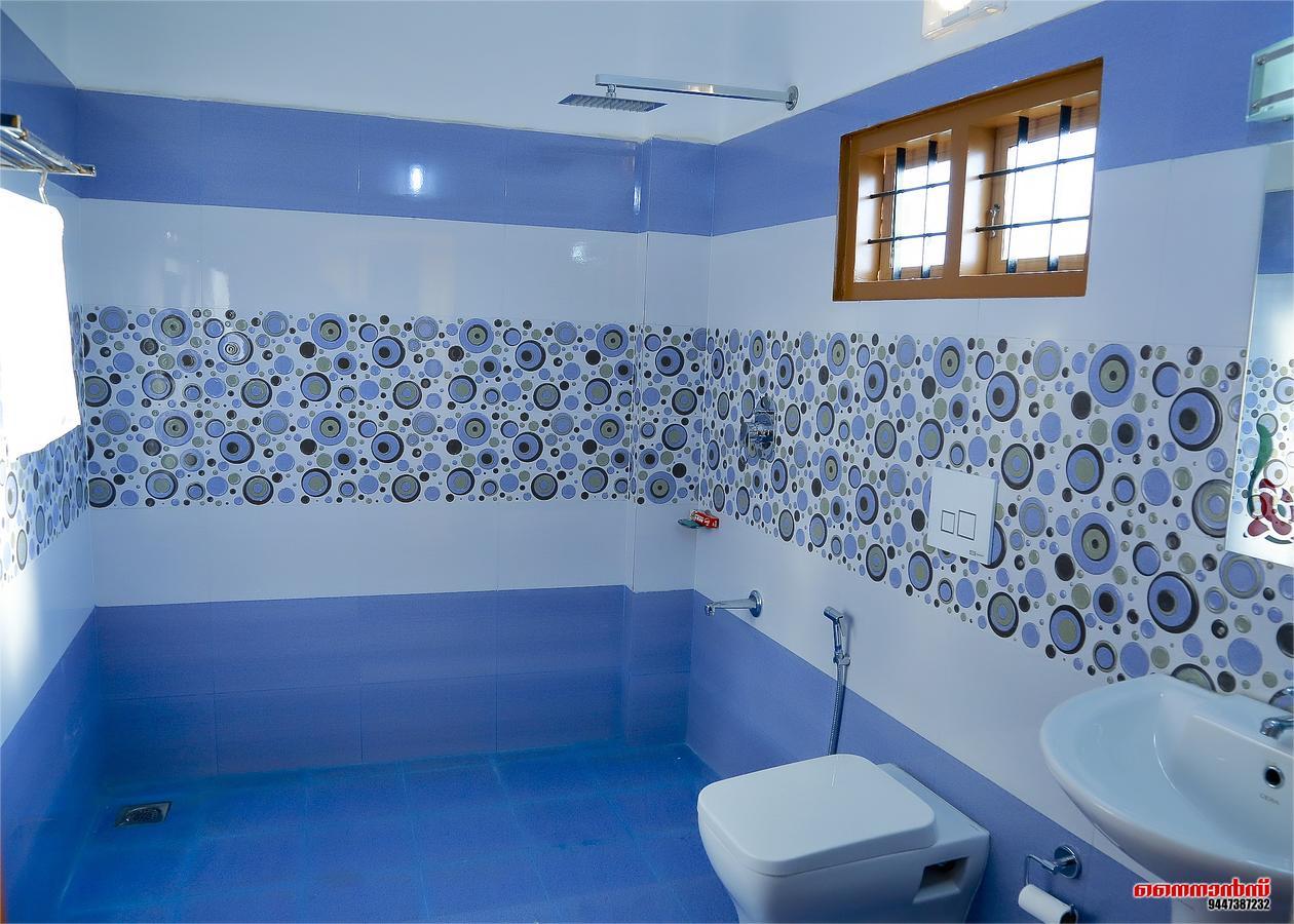 Holiday Villa Thekkady Ngoại thất bức ảnh